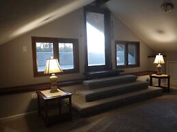 Kingsbay Mansion & Vacation Houses