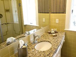 Kingsbay Mansion & Vacation Houses