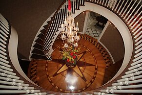 Kingsbay Mansion & Vacation Houses