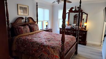 Kingsbay Mansion & Vacation Houses