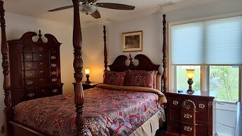 Kingsbay Mansion & Vacation Houses