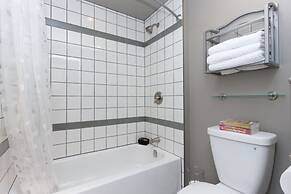 Coles Bay Vacation Retreat