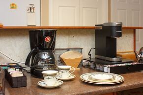 Coles Bay Vacation Retreat