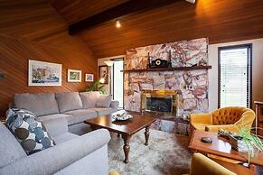 Coles Bay Vacation Retreat