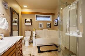 Coles Bay Vacation Retreat