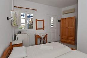 Nikolas Naousa Guesthouse