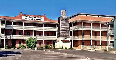 Gruene Reservations at the Village