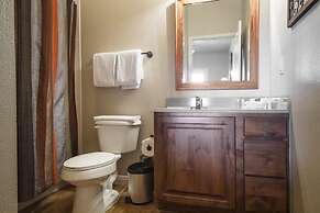 Gruene Reservations at the Village