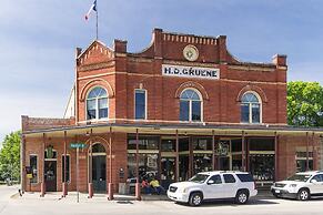 Gruene Reservations at the Village