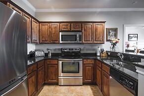 Gruene Reservations at the Village