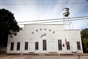 Gruene Reservations at the Village