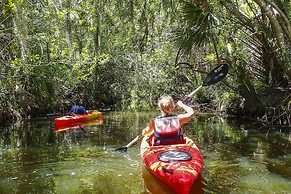Pachamama Jungle River Lodge