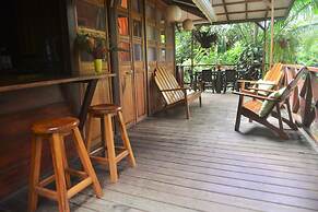 Pachamama Jungle River Lodge