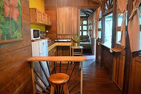 Pachamama Jungle River Lodge