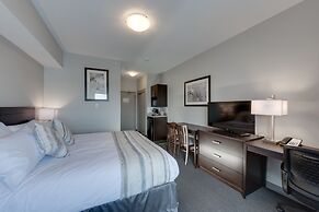 Ramada by Wyndham Grassland