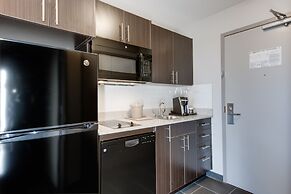 Ramada by Wyndham Grassland