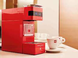 Mercure Kuala Lumpur Shaw Parade