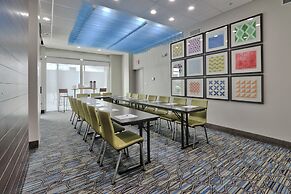 Holiday Inn Express & Suites Houston East - Beltway 8 by IHG