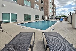 Holiday Inn Express & Suites Houston East - Beltway 8 by IHG