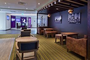 Premier Inn Cheltenham Town Centre