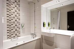 Premier Inn Cirencester