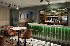 Premier Inn Cirencester