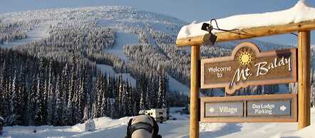 Similkameen Wild Resort & Winery