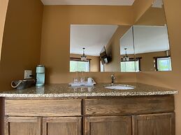 Similkameen Wild Resort & Winery