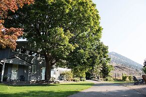 Similkameen Wild Resort & Winery