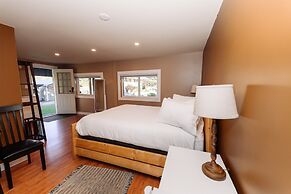 Similkameen Wild Resort & Winery