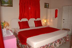 PinkHibiscus Guest House