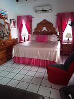PinkHibiscus Guest House