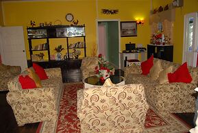 PinkHibiscus Guest House