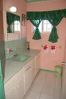 PinkHibiscus Guest House