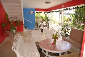 PinkHibiscus Guest House
