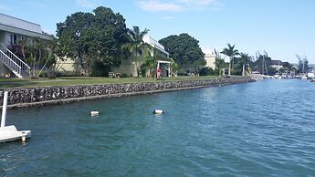 Seawind On the Bay - Apartments