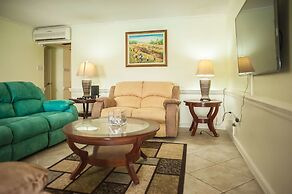 Seawind On the Bay - Apartments