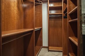 Seawind On the Bay - Apartments