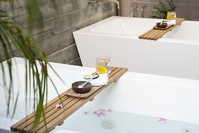 Dr. Wilkinson's Backyard Resort and Mineral Springs, a Member of Desig