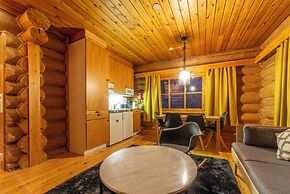 Kuukkeli Log Houses Aurora Resort