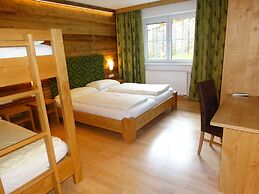 Hotel Apart Garni Heisenhof