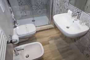 Leonardo Da Vinci Guest House