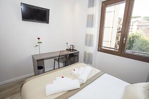 Leonardo Da Vinci Guest House