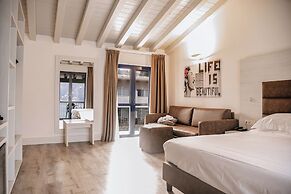 Bella Hotel & Restaurant