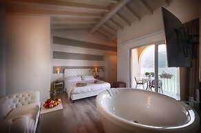 Bella Hotel & Restaurant