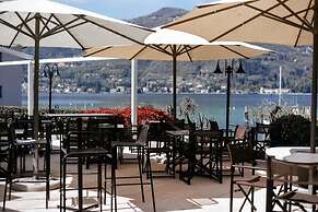 Bella Hotel & Restaurant