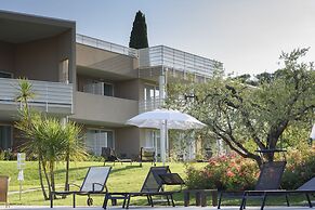 Bella Hotel & Restaurant