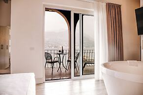 Bella Hotel & Restaurant