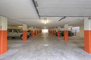 Bella Hotel & Restaurant