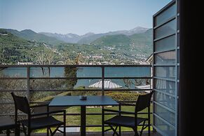 Bella Hotel & Restaurant